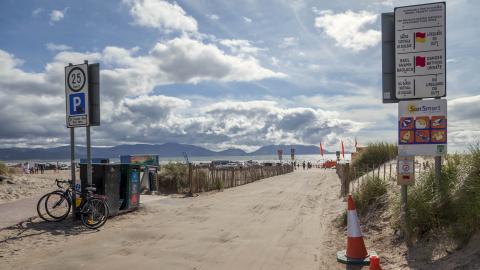 Inch beach car park entrance 