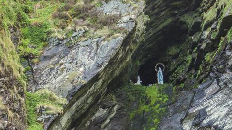 Valentia Grotto 